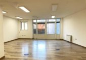 240m² salle de sport pour vente à Saint-Jacques-de-Compostelle, dans le quartier de A Revolta, Rúa de Sánchez Freire photo
