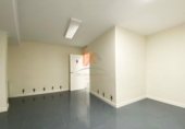 240m² salle de sport pour vente à Saint-Jacques-de-Compostelle, dans le quartier de A Revolta, Rúa de Sánchez Freire photo