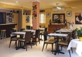 Local comercial en venta con 505m² en l'Escala, Passeig Mar foto
