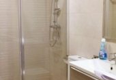 Local comercial en venta con 505m² en l'Escala, Passeig Mar foto