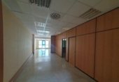 125m² bureau pour vente à Séville, dans le quartier de Triana Ouest, Avenida Carlos III photo