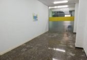 Local comercial en venta con 146m² en Valencia, en la zona de la Petxina, Calle Maestro Guerrero foto