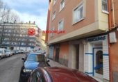 48m² locaux commerciaux pour vente à Burgos, dans le quartier de Vadillos, Plaza Cristóbal Colón photo