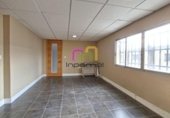 Nau Industrial
en venda
amb 480m² a Badajoz, Avenida Francisco Rodríguez Romero foto