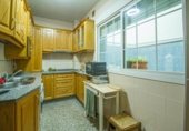 300m² building for sale in Badajoz, in the area of San Roque, Avenida Entrepuentes photo