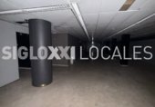 Local comercial en alquiler con 500m² en Barcelona, en la zona de Galvany, Carrer de Ravella foto