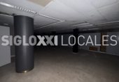 Local comercial en alquiler con 500m² en Barcelona, en la zona de Galvany, Carrer de Ravella foto