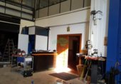 300m² warehouse industrial for rent in Etxebarri photo