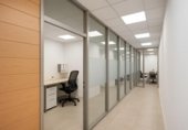 124m² commercial premises for sale in Torredembarra, Carrer de Pau Casals photo