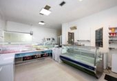 62m² commercial premises for sale in Motril, Calle Juan de Austria photo