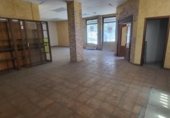 103m² commercial premises for sale in Albacete, Paseo Circunvalación photo
