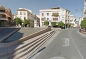 Local comercial en venta con 225m² en Baena, Calle Juan Torrico Lomeña foto