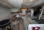219m² building residential for sale in Segovia photo