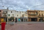 344m² building for sale in Torredembarra, Carrer d'Antoni Roig photo