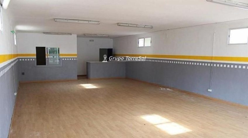 Local comercial