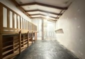 72m² commercial premises for sale in Seville, in the area of La Buhaira photo