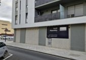 Local comercial en venta con 96m² en Dos Hermanas foto
