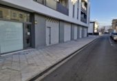 Local comercial en venta con 96m² en Dos Hermanas foto