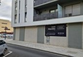 Local comercial en venta con 96m² en Dos Hermanas foto
