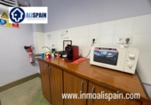 Local comercial Industrial en alquiler con 1018m² en Alicante foto