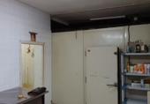 Local comercial Industrial en alquiler con 388m² en Huelva foto