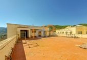 Nave Industrial en venta con 910m² en Serón foto