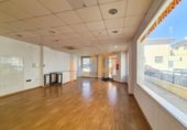Local comercial
en lloguer
amb 65m² a Albox foto