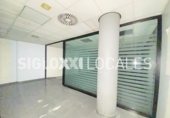 786m² commercial premises for rent in Barcelona, in the area of Collblanc, Carrer de la Riera Blanca photo