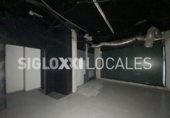 786m² commercial premises for rent in Barcelona, in the area of Collblanc, Carrer de la Riera Blanca photo