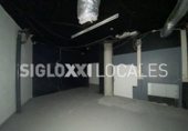 786m² commercial premises for rent in Barcelona, in the area of Collblanc, Carrer de la Riera Blanca photo