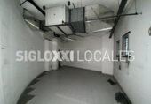 786m² commercial premises for rent in Barcelona, in the area of Collblanc, Carrer de la Riera Blanca photo