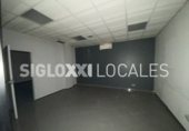 786m² commercial premises for rent in Barcelona, in the area of Collblanc, Carrer de la Riera Blanca photo