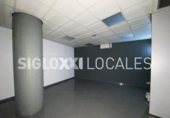 786m² commercial premises for rent in Barcelona, in the area of Collblanc, Carrer de la Riera Blanca photo