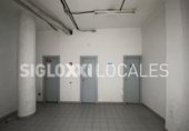 786m² commercial premises for rent in Barcelona, in the area of Collblanc, Carrer de la Riera Blanca photo
