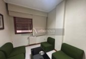 144m² office for sale in Logroño photo