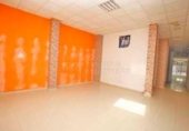 Local comercial en venta con 170m² en Orihuela foto