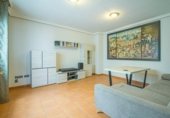 Edificio en venta con 300m² en Badajoz foto