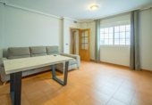 Edificio en venta con 300m² en Badajoz foto