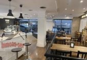 Local comercial
en lloguer, traspàs
amb 110m² a Barcelona, a la zona de Galvany, Carrer d'Aribau foto