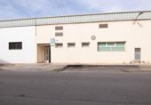 488m² warehouse industrial for sale in la Vall d'Uixó, Polígono Belcaire Calle C photo