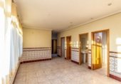 Local comercial en venta con 660m² en Fuensalida foto