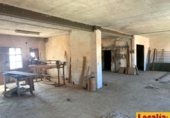 Nau Industrial
en venda
amb 830m² a Valladolid, a la zona de Les Flors foto