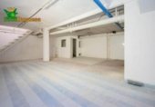 Local comercial en venta con 144m² en Granada, en la zona de Sagrario, Calle Cárcel Baja foto