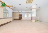 Local comercial en venta con 144m² en Granada, en la zona de Sagrario, Calle Cárcel Baja foto