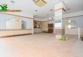 Local comercial en venta con 144m² en Granada, en la zona de Sagrario, Calle Cárcel Baja foto