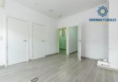Local comercial en venta con 46m² en Granada, en la zona de Villa Argaz, Camino de los Abencerrajes foto