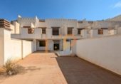 Edificio en venta con 614m² en Terque, Calle Poeta Villaespesa foto