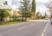 Local comercial en venta con 60m² en Granada, en la zona de Barrio de los Periodistas, Calle Periodista Eugenio Selles foto
