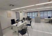 554m² office for sale in Granada, in the area of San Jerónimo Neighborhood, Calle Marqués de Falces photo