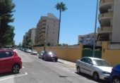 100m² commercial premises for sale in Gandía, Plaza Rosa de los Vientos photo